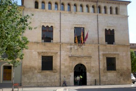 La nova ordenança de neteja de solars en zona urbana contempla sancions de fins a 3000 euros