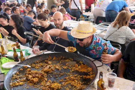 Piden crear una FP de la paella valenciana: "Si el corte del jamón lo ha logrado, la paella lo merece"