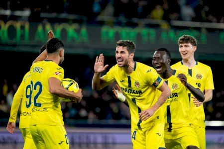 El Villarreal se adueña del derbi