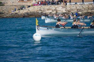 Calpe vibra con el remo de competición en la VI Regata de la Liga Suma Calpe vibra con el remo de competición en la VI Regata de la Liga Suma