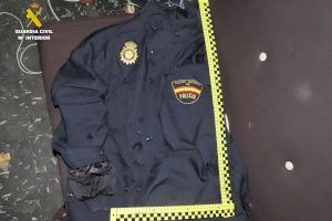 Detingut a Albal després de robar i amenaçar amb un revòlver dues persones en un edifici ocupat - (foto 2)