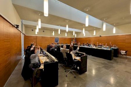 El pleno respalda instar a las administraciones a intensificar el control sobre la adjudicación de viviendas protegidas