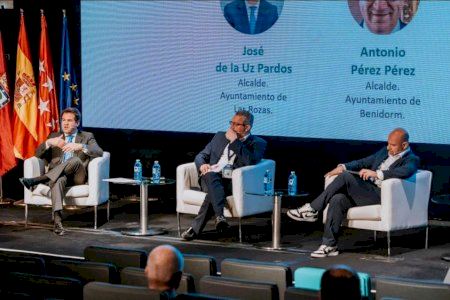 El alcalde de Benidorm presenta en Madrid la plataforma Benidorm CORE, la plataforma de gestión que convierte a la ciudad en inteligente
