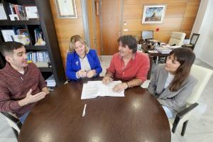 Ayuntamiento, Cofradía y Aguas de Calpe firman un convenio por un mar sin plásticos