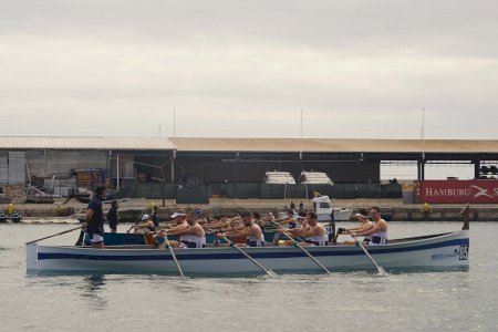 La Liga Suma supera su VII Regata en Alicante con un gran espectáculo de remo