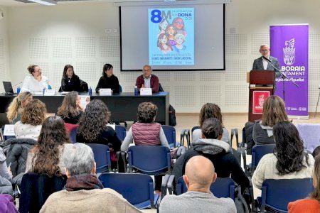 L’Ajuntament d’Alboraia celebra la taula de diàleg “Dones migrants i món laboral” dins de la programació del 8M