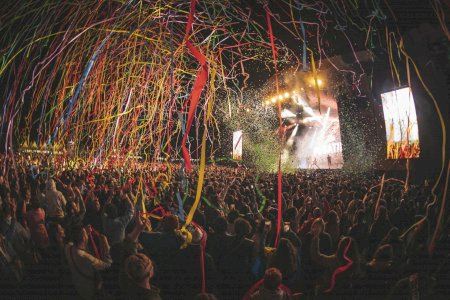 Villarreal CF y SanSan Festival unen fútbol y música en un partido benéfico