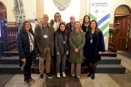 Fajardo y Samblás participan en el encuentro de mujeres vinculadas a comunidades de regantes celebrada en Vila-real