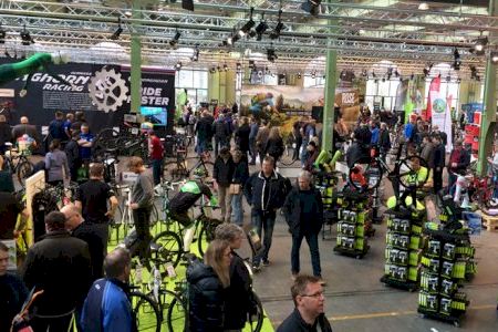 Costa Blanca participa por primera vez en la feria ‘Copenhaguen Bike Show’ para captar al turista danés