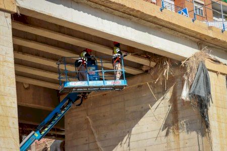 Torrent inicia el estudio de una solución estructural para el puente de Quatre Camins tras los daños provocados por la DANA