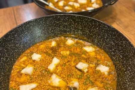 La ruta gastronómica de Cuaresma más icónica de Alicante triunfa con 9.000 Tapas Cofrades y Menús servidos en siete años