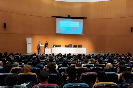La Universidad de Alicante y ELLIS Alicante reúnen a más de 700 participantes en una jornada para fomentar vocaciones científicas