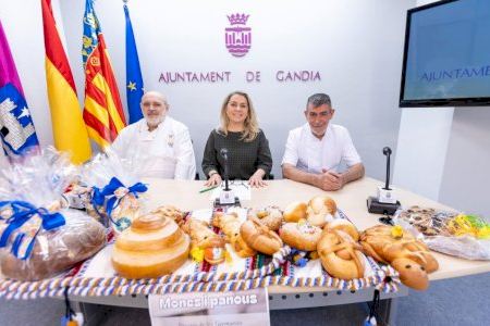 Gandia impulsa las tradiciones de Pascua con una nueva edición de la Muestra Artesanal de Monas y Panous