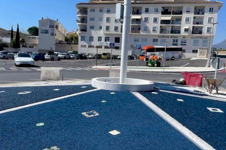 L'Ajuntament executa una rotonda en la intersecció de l'aparcament del riu amb el vial contigu