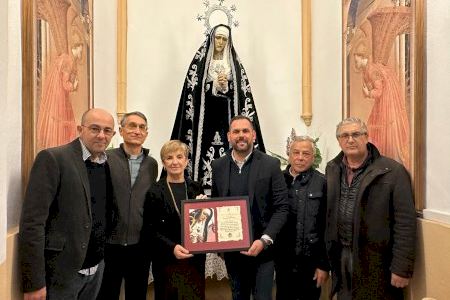 Los Granaderos del Cabanyal nombran a la consellera Marián Cano y al torero Vicente Barrera granaderos de honor de 2026