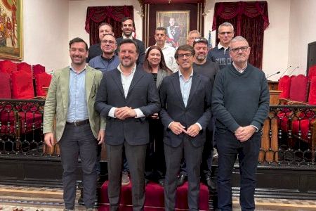Un total de 8 funcionarios toman posesión de su cargo en el Ayuntamiento de Elche