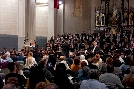 La Orquesta de Requena y el Orfeó Valencià inician la Semana Santa con un exitoso concierto La Orquesta de Requena y el Orfeó Valencià inician la Semana Santa con un exitoso concierto