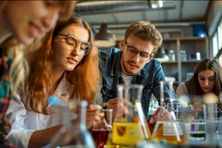 La Universitat de València obtiene el 50 % de las ayudas del Plan GenT2 para el desarrollo de I+D+i