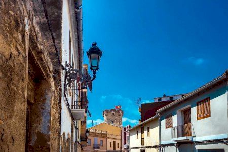 Un electricista roba 200 quilos de cablejat i deixa diverses zones de Paterna sense llum