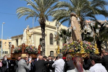 Domingo de Resurrección en Castellón con las tradicionales misas y procesiones del Encuentro