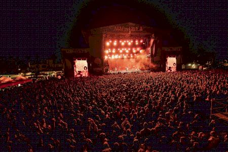 Mar de Jávea se despide por todo lo alto tras una exitosa segunda jornada con Taburete, La La Love You y Fuzz by Dj Nano