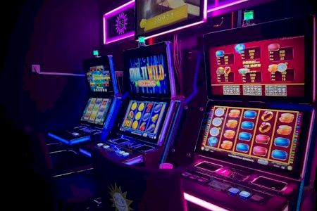 La justicia avala alejar las casas de apuestas de colegios y limita su expansión en la Comunitat Valenciana