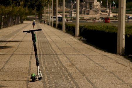 La Comunitat Valenciana, entre las regiones donde más patinetes circulan en regla: aun así, el 97% siguen fuera de la ley