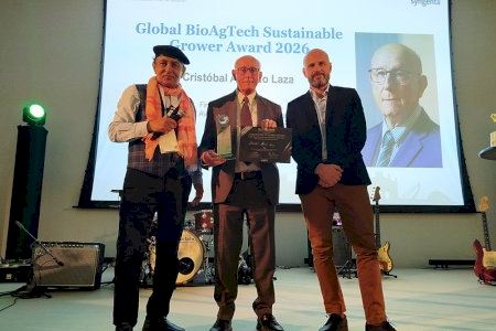 El Congreso BioAgTech premia en Valencia al presidente de AVA-ASAJA, Cristóbal Aguado
