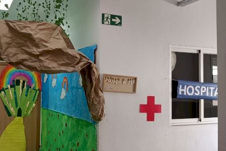 El Ayuntamiento de Manises asume la señalización de emergencias en colegios públicos pese a ser responsabilidad de Conselleria El Ayuntamiento de Manises asume la señalización de emergencias en colegios públicos pese a ser responsabilidad de Conselleria