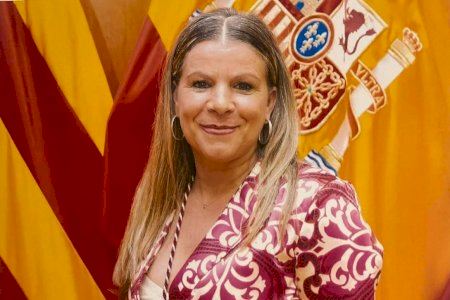 Una concejala de un municipio de Alicante anuncia que deja el gobierno a través de un Whatsapp y su partido estalla: "Es decepcionante" Una concejala de un municipio de Alicante anuncia que deja el gobierno a través de un Whatsapp y su partido estalla: "Es decepcionante"