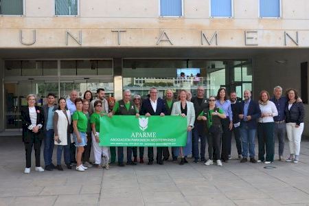 Benidorm se suma a la conmemoración del Día Mundial del Párkinson Benidorm se suma a la conmemoración del Día Mundial del Párkinson