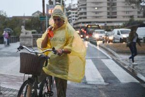 La Comunitat Valenciana pasará del verano al invierno en menos de 48 horas: las temperaturas podrían desplomarse más de 15 ºC