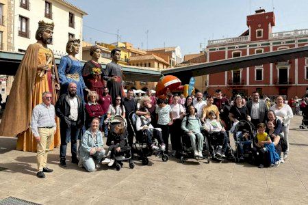 “El gobierno de Benlloch deja fuera las peticiones de las familias de La Panderola para el campus de niños con diversidad funcional”