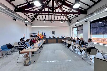 El pleno aprueba por unanimidad el compromiso de modificar a uso asistencial sanitario la parcela del futuro consultorio de Gran Alacant