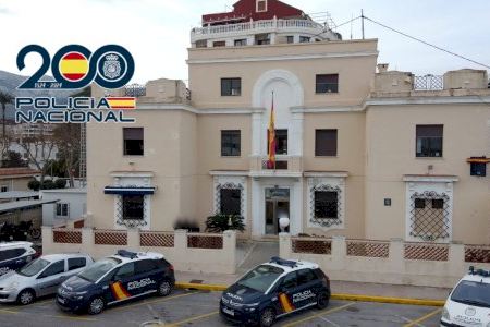 Cae en Dénia una plantación de marihuana con un prófugo buscado por Europa oculto en la vivienda