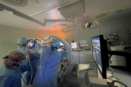 El Hospital Clínico incorpora una técnica guiada por navegación electromagnética que mejora el diagnóstico de lesiones pulmonares