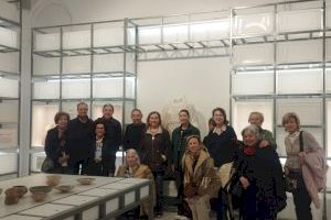 El museo de Burriana acerca la historia a los jóvenes con un taller sobre cerámica desde el Neolítico - (foto 3)
