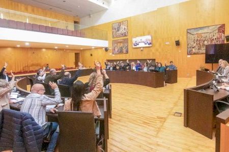 El pleno aprueba iniciar los trámites del nuevo contrato de la ORA y del Benidorm Open Arena