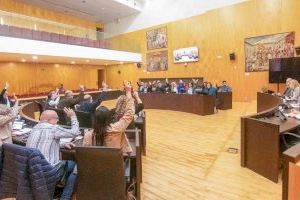 El pleno aprueba iniciar los trámites del nuevo contrato de la ORA y del Benidorm Open Arena
