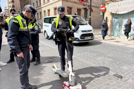 Castelló posa el focus en els patinets elèctrics amb més controls per a detectar excessos de velocitat