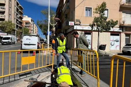 El Ayuntamiento de Elche instala nuevos semáforos en la zona de avenida de Novelda para mejorar la seguridad vial El Ayuntamiento de Elche instala nuevos semáforos en la zona de avenida de Novelda para mejorar la seguridad vial