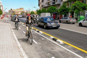 El Ayuntamiento de València completa las obras del carril bici de Sant Vicent Màrtir