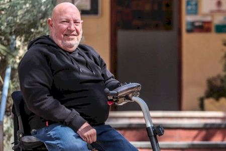 El Teatro Castelar acoge mañana el acto de entrega de los títulos de Hija e Hijo Predilectos de Elda a Mari Carmen Segura y Andrés Molina