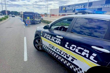 Roba una furgoneta de reparto repleta de paquetes en Sagunto y la fuga acaba en una persecución policial con reventones de rueda y cárter Roba una furgoneta de reparto repleta de paquetes en Sagunto y la fuga acaba en una persecución policial con reventones de rueda y cárter