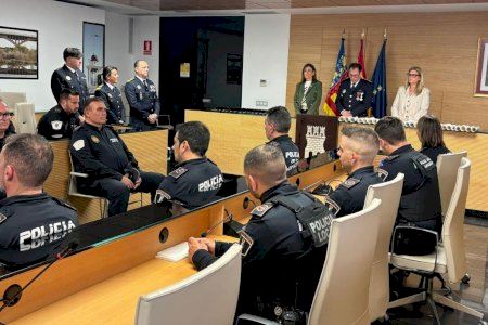 Almassora reconeix 25 agents de la Policia Local per la seua labor solidària durant la DANA