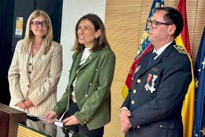 Almassora reconeix 25 agents de la Policia Local per la seua labor solidària durant la DANA - (foto 2) Almassora reconeix 25 agents de la Policia Local per la seua labor solidària durant la DANA - (foto 2)