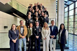 Almassora reconeix 25 agents de la Policia Local per la seua labor solidària durant la DANA - (foto 3) Almassora reconeix 25 agents de la Policia Local per la seua labor solidària durant la DANA - (foto 3)
