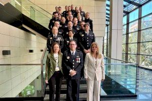 Almassora reconeix 25 agents de la Policia Local per la seua labor solidària durant la DANA - (foto 4) Almassora reconeix 25 agents de la Policia Local per la seua labor solidària durant la DANA - (foto 4)