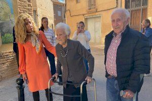 València homenajea a Rosario Barat, vecina de Borbotó, en su 105 cumpleaños
