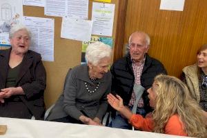 València homenajea a Rosario Barat, vecina de Borbotó, en su 105 cumpleaños - (foto 7)